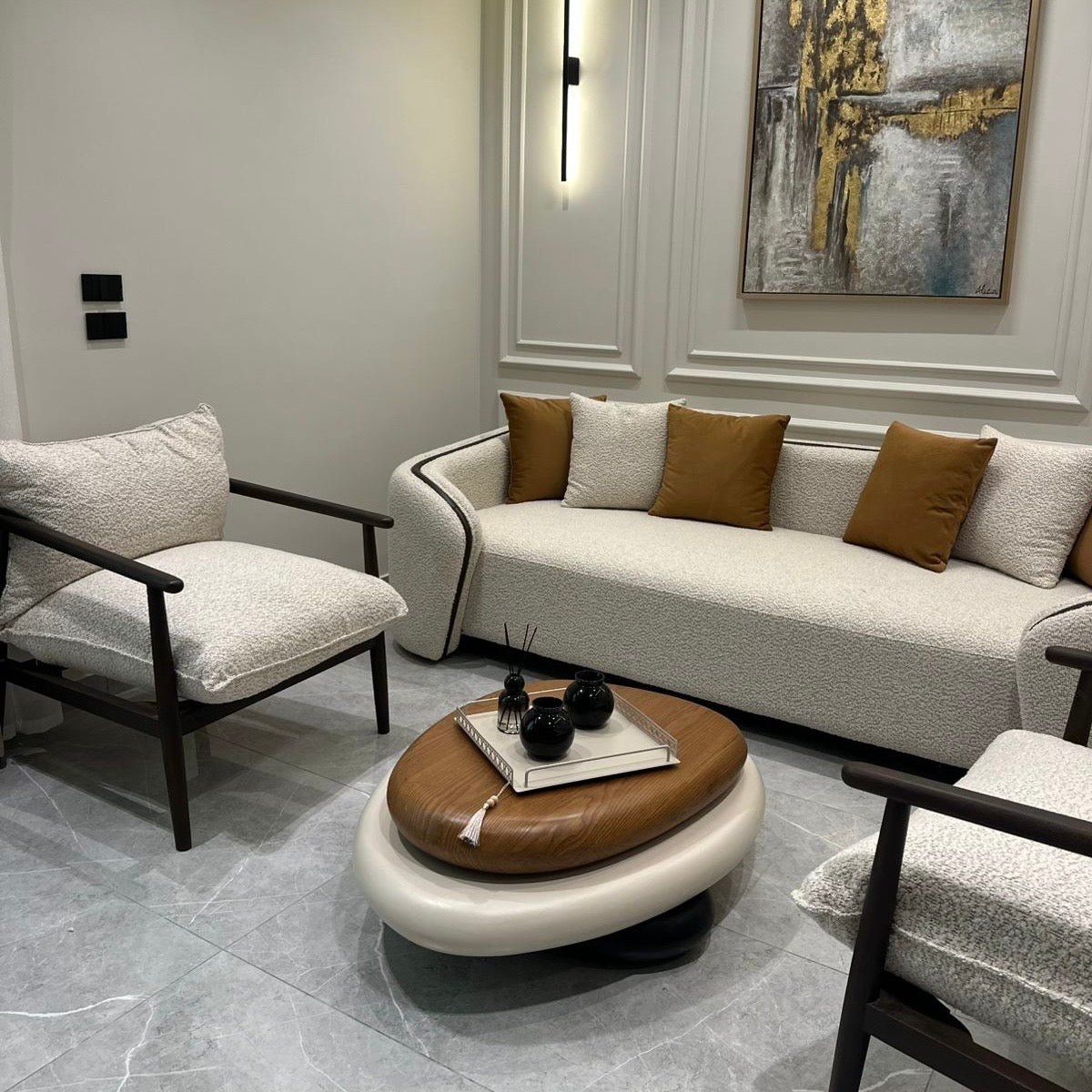 Living room, bouclé and leather · Fifth Settlement