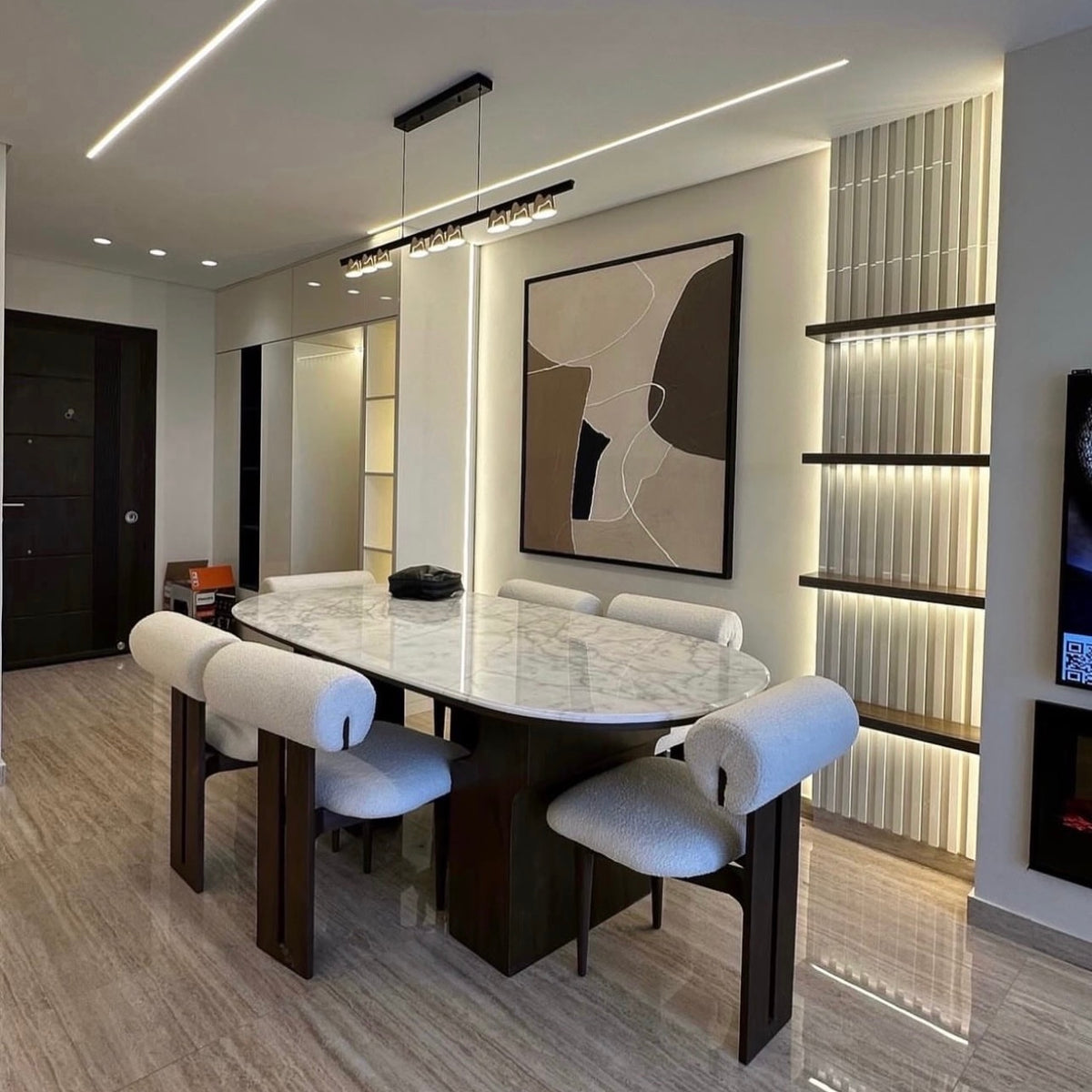 Dining table in marble · Northern Expansions