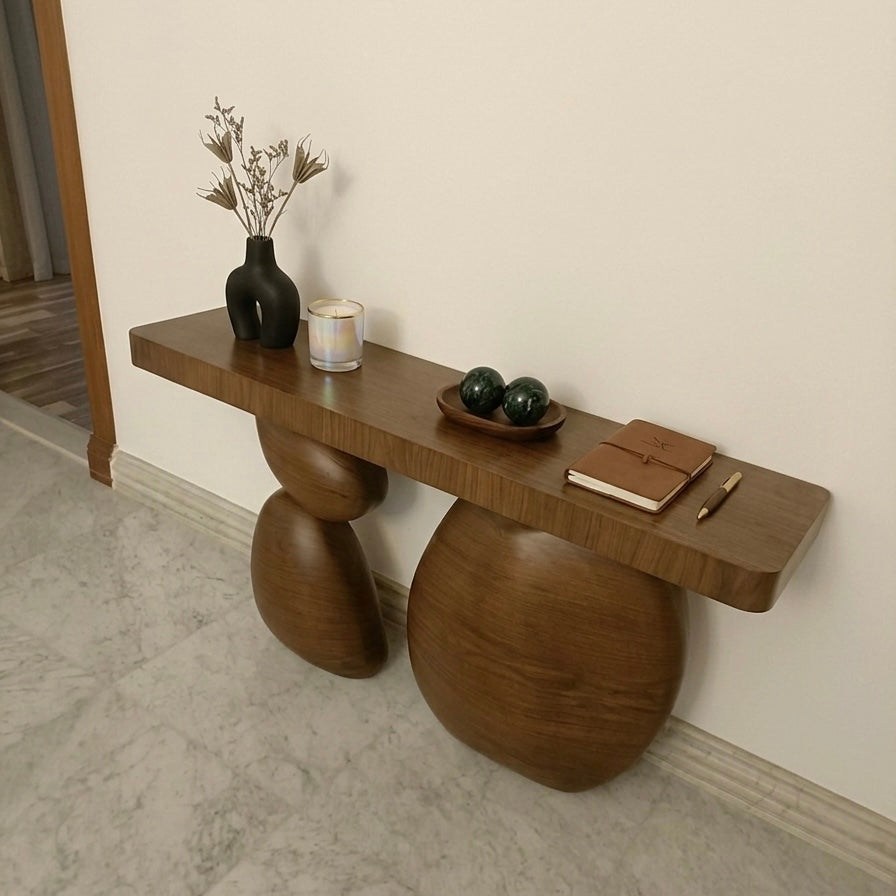 Console in solid wood · Sheikh Zayed